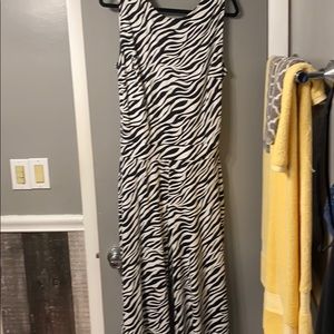 New York and company jumó suit